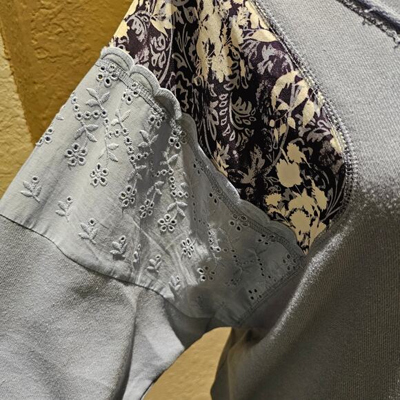 Cato L NWT Floral Lace Panel Sweatshirt Blue Cozy Winter Top Soft Chic Pullover - Picture 10 of 12